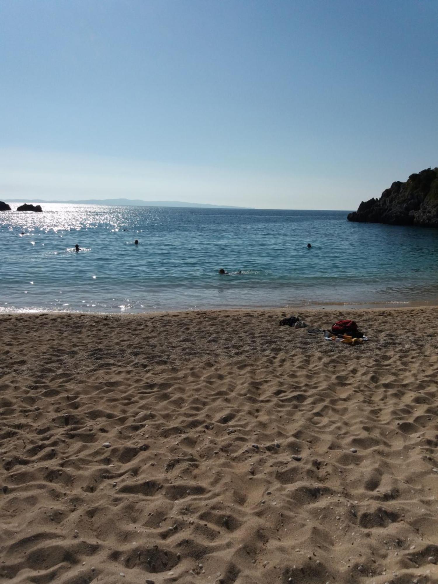 Theros Blu Sarakiniko (Epirus) Номер фото