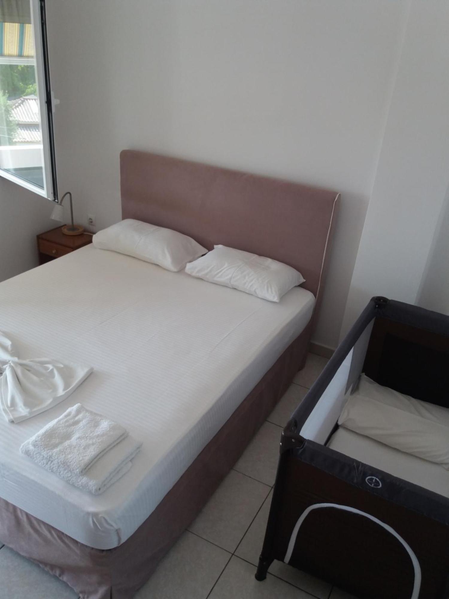 Theros Blu Sarakiniko (Epirus) Номер фото